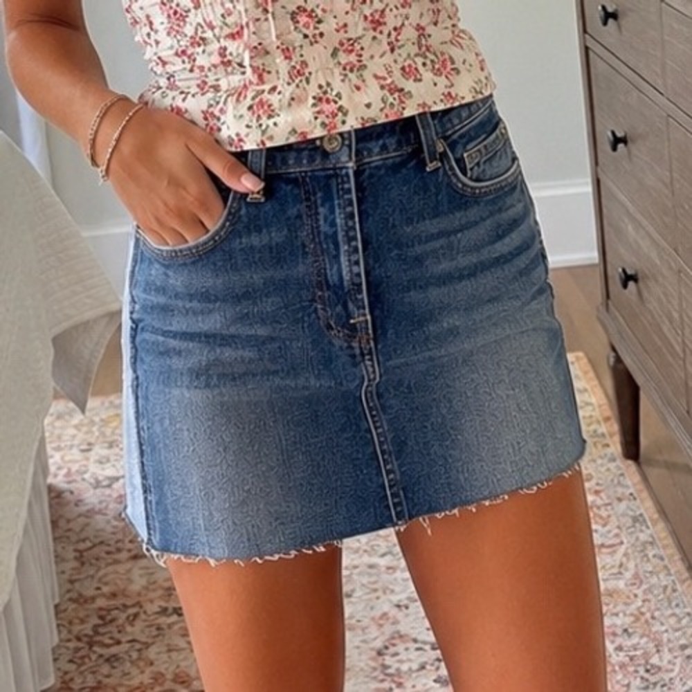 7 For All Mankind Denim Mini Skirt Side Stripe Raw Hem Blue Womens 28 X10